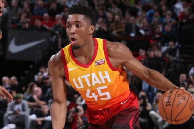 号球衣再度 号球衣再度