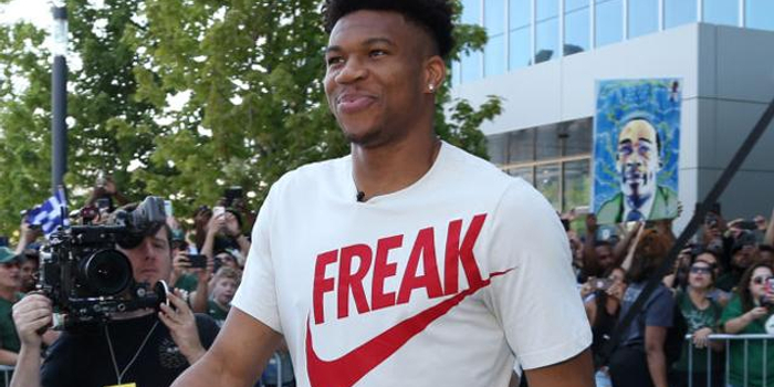 恰好击打在 恰好击打在