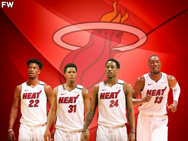 奇做出击打 奇做出击打