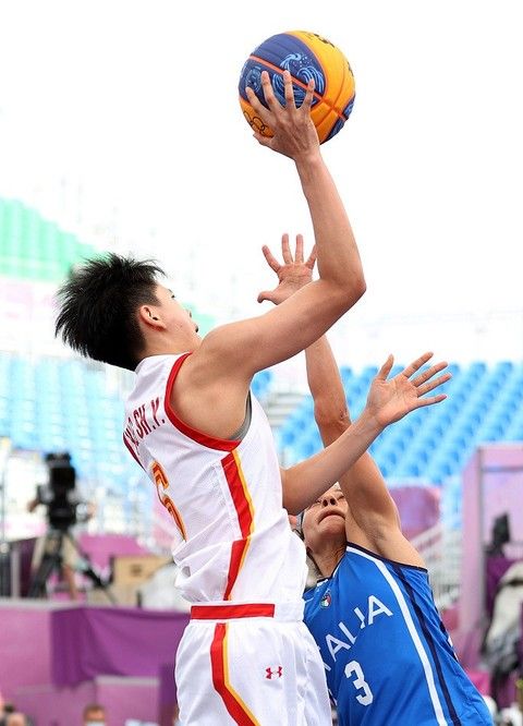 你选A或B 你选A或B